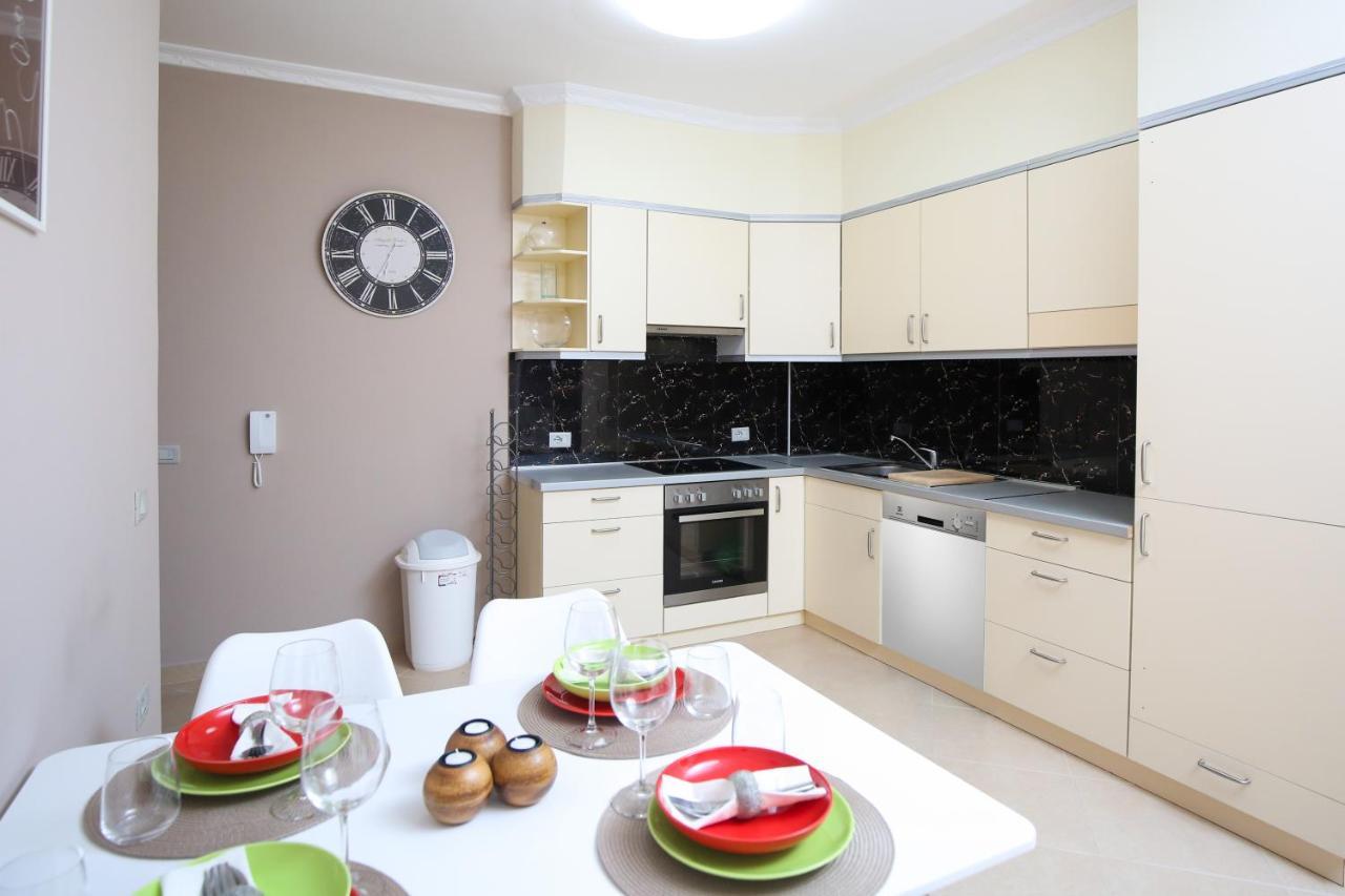 Tafa Deluxe Apartment Vlore Exterior photo